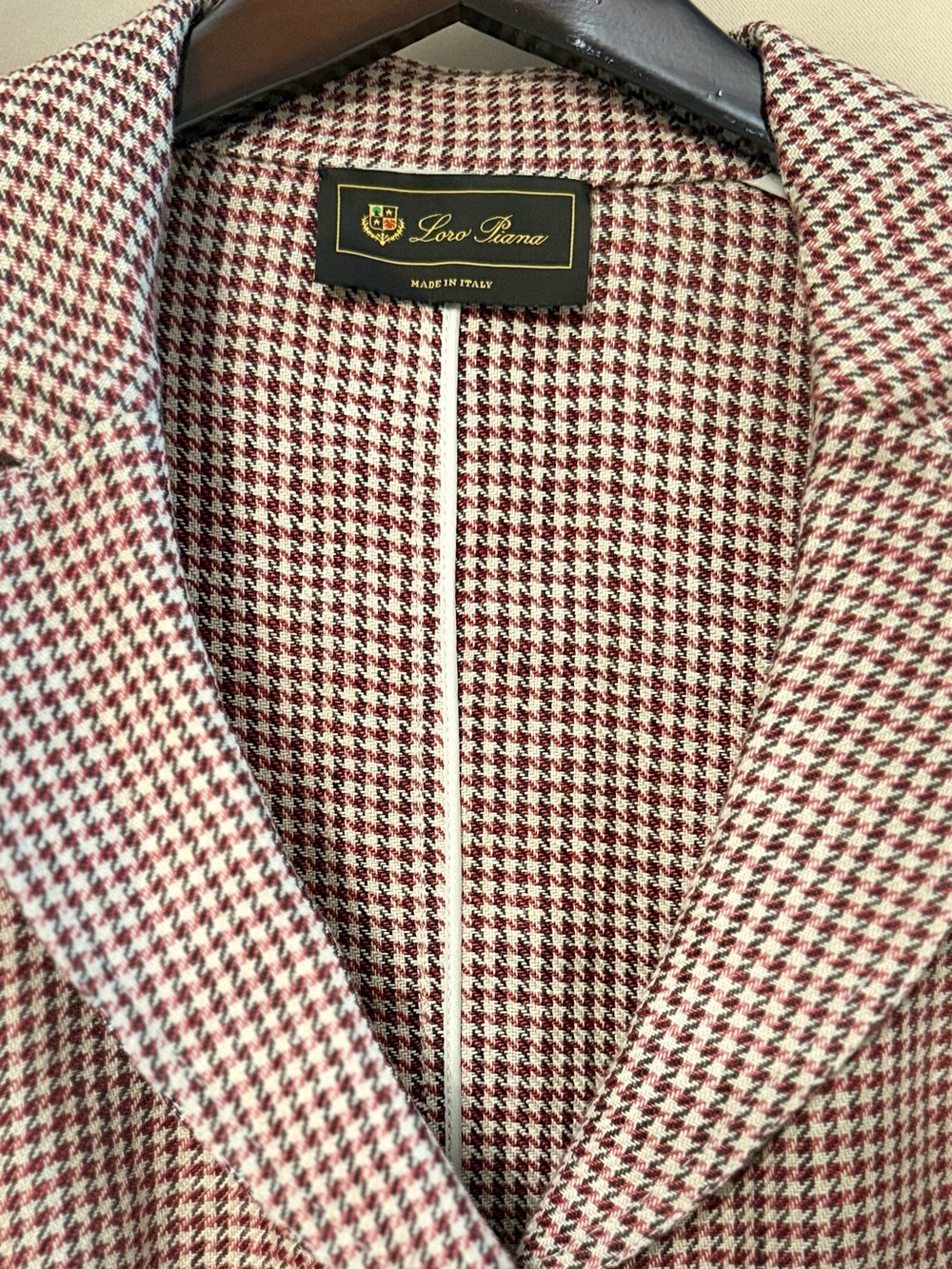 Loro Piana Pink and Tan Houndstooth Blazer Jacket - Picture 3 of 6